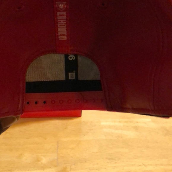 Nike shoes and red leather raiders hat - Picture 6 of 6